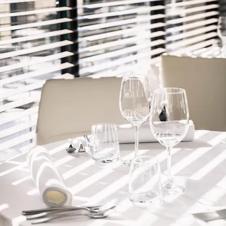 Hotel Du Cote Des Olivades 4*